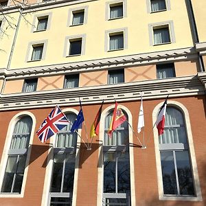 Dali Hotel Montauban